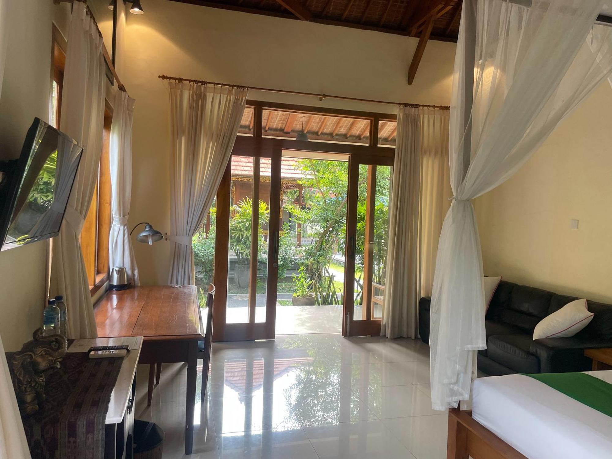 Graha Madesimon Hotel Ketewel Ngoại thất bức ảnh