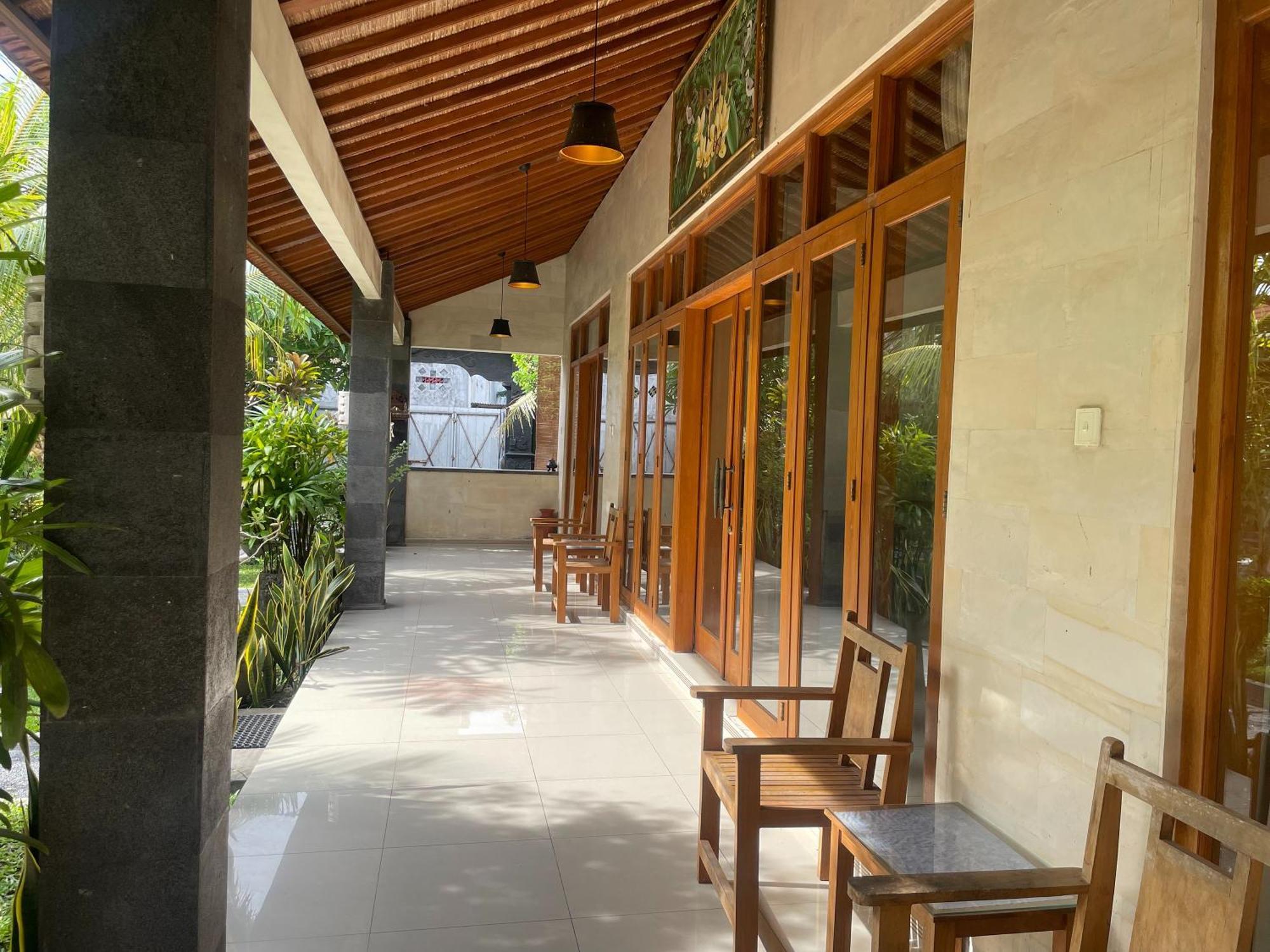 Graha Madesimon Hotel Ketewel Ngoại thất bức ảnh
