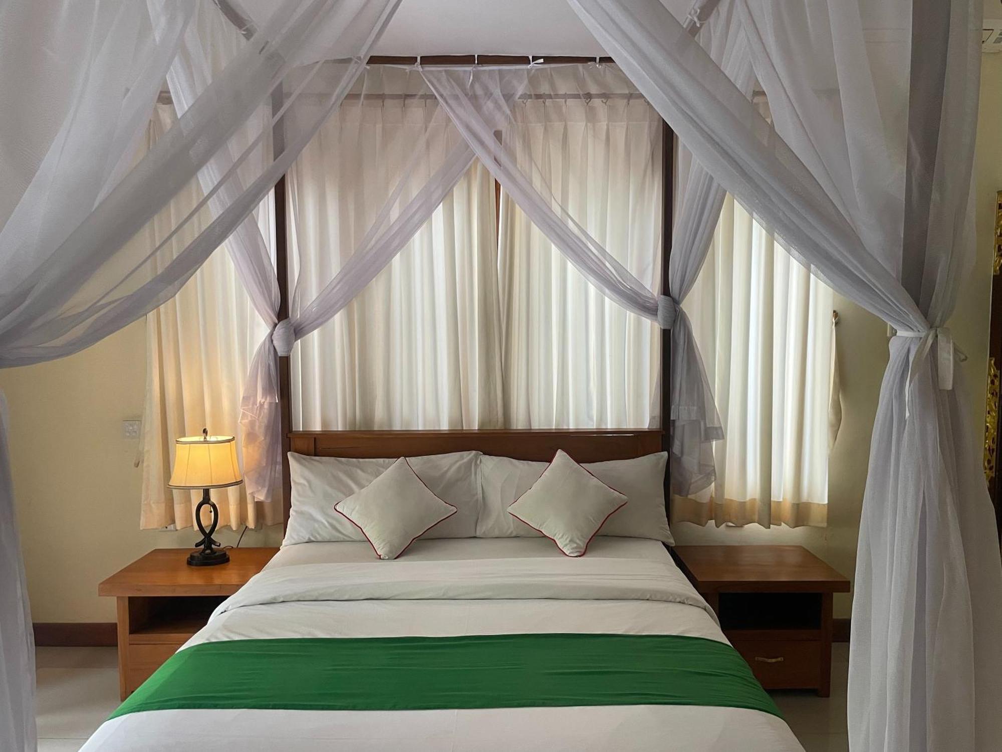 Graha Madesimon Hotel Ketewel Ngoại thất bức ảnh
