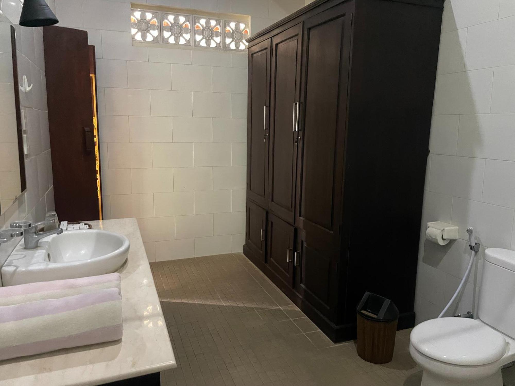 Graha Madesimon Hotel Ketewel Ngoại thất bức ảnh